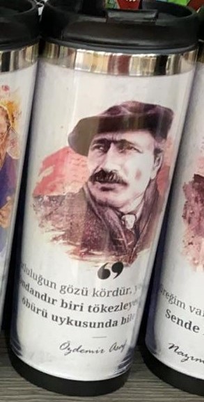 Özdemir Asaf Tasarımlı Termos